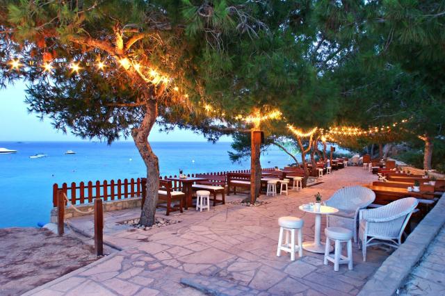 Grecian Park