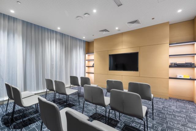 Studio M Arabian Plaza