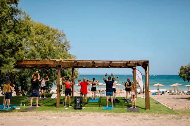 Mythos Beach