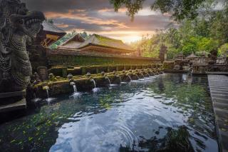 Čína, jak ji neznáte s prodloužením na ostrově Bali