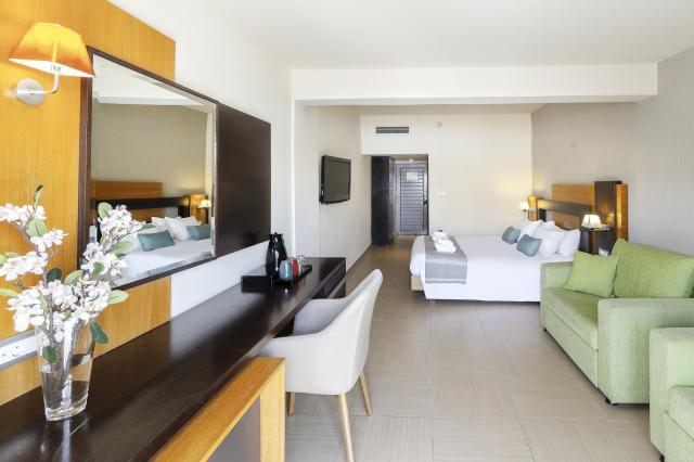 Leonardo Kolymbia Resort