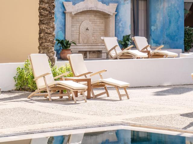 Grecotel Plaza Spa Apartments