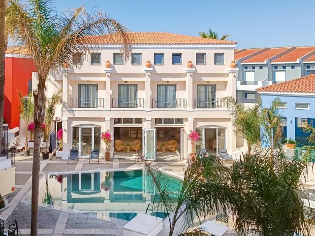 Grecotel Plaza Spa Apartments