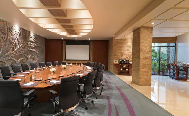 Sofitel Dubai The Palm Resort & Spa