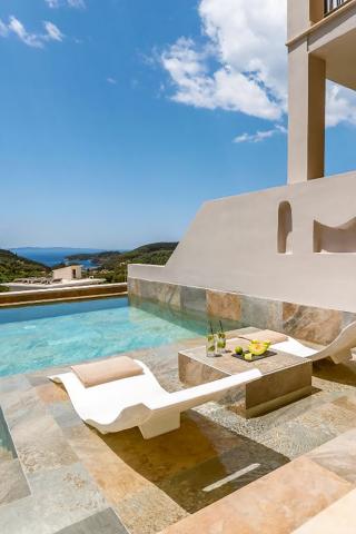 Salvator Villas & Spa