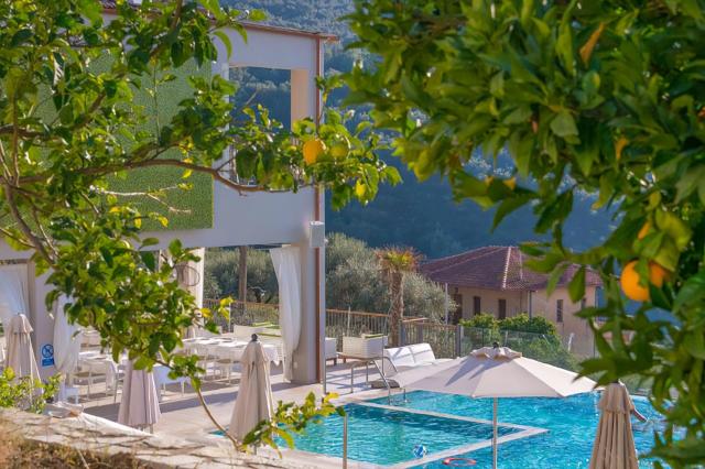 Salvator Villas & Spa