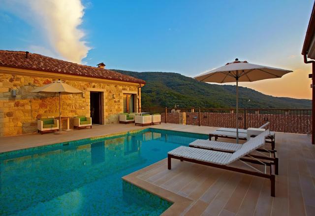 Salvator Villas & Spa