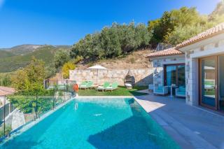 Salvator Villas & Spa