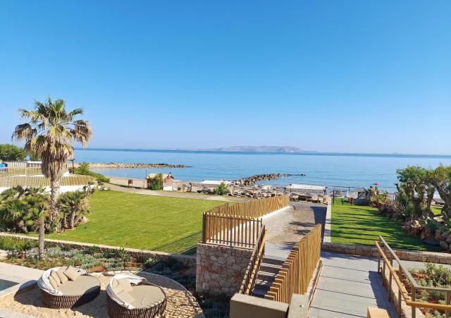 Mitsis Rinela Beach