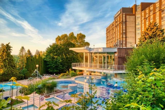 Hevíz - Thermal Aqua Ensana Health Spa****