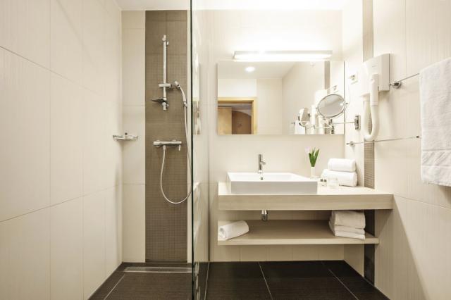 HotelAjda_PremiumDoubleRoom_05_052017_DD_lowres