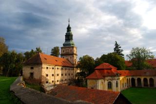PO STOPÁCH SANTINIHO II - Plasy a Mariánská Týnice