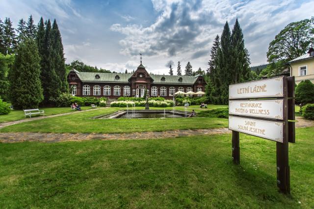 Karlova Studánka