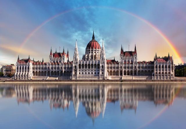 Budapešť