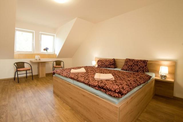 Penzion Zlatovláska, Pluhův Žďár