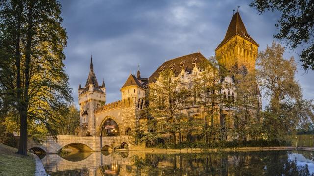 Budapešť