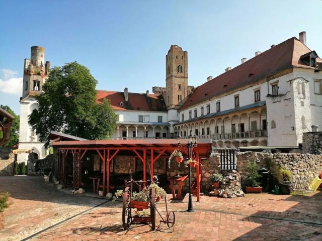 Zámecký penzion Rotunda