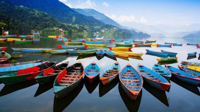 Pokhara, jezero Phewa