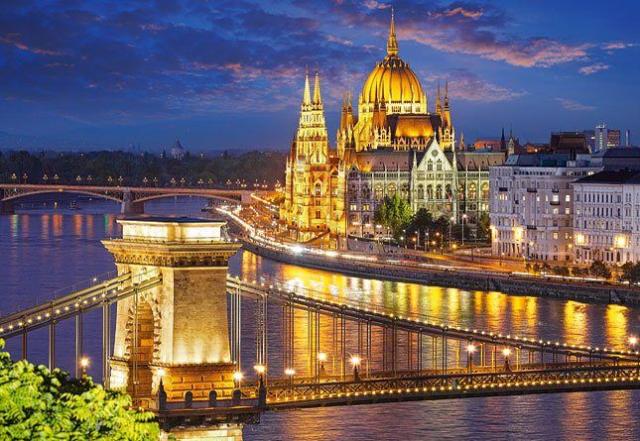 Budapešť