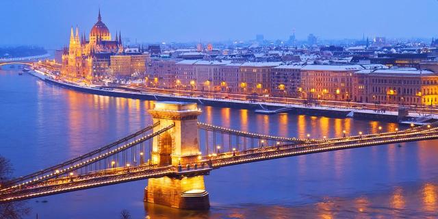 Budapešť