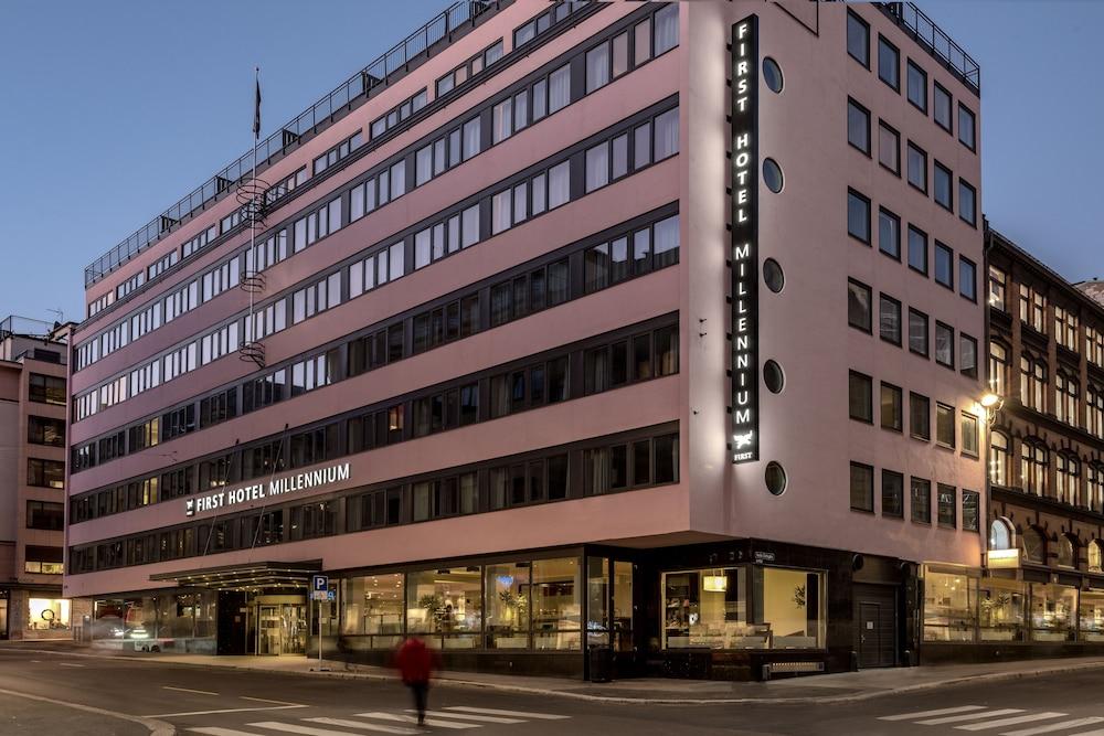 Hotel First Millennium 4*, Oslo - letecky