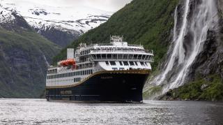 Za krásami norských fjordů, letecky i lodí