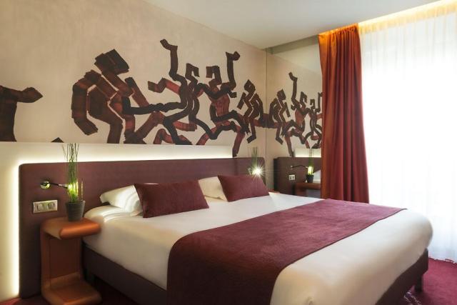 Hotel Le Bon - Paříž - pokoj