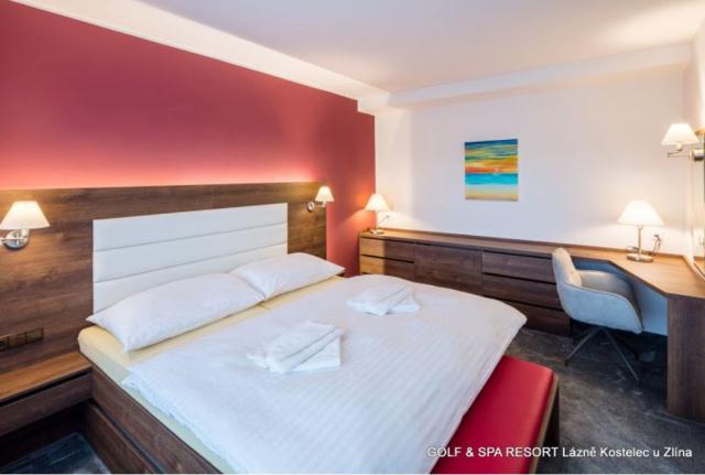 Hotel Lázně Kostelec