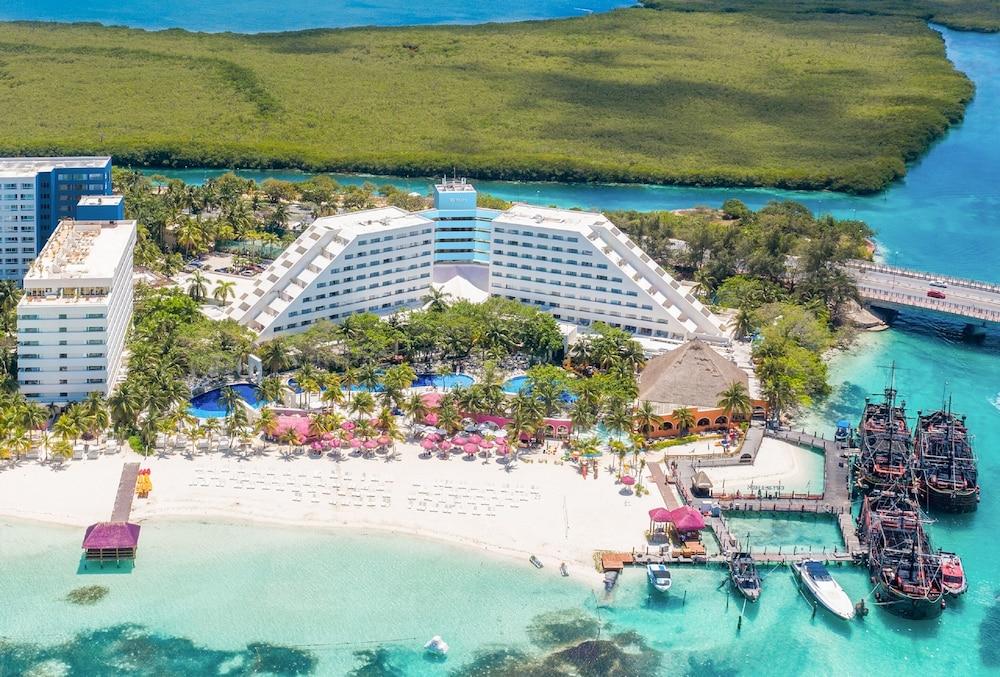 Oasis Palm Beach