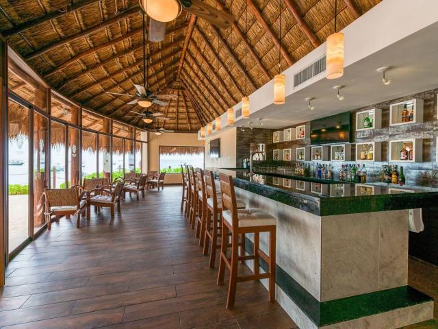 Reef Coco Beach