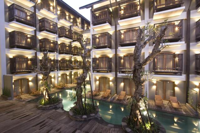 Hotel Oasis Lagoon Sanur