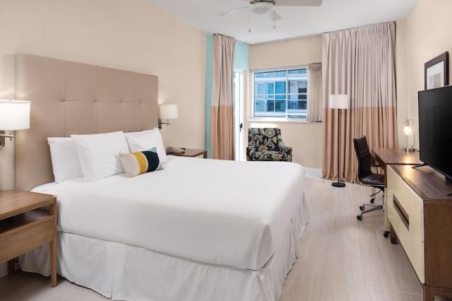 Sherry frontenac oceanfront hotel - pokoj