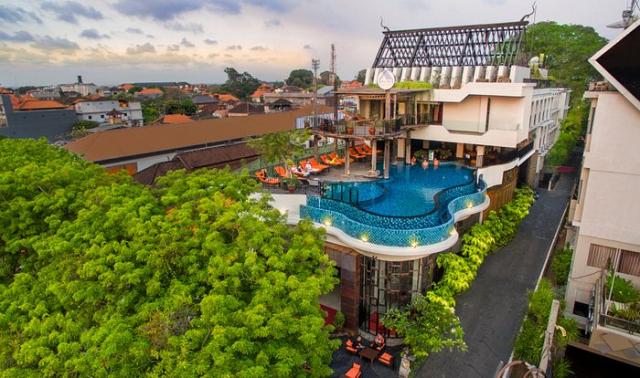 Sun Island Hotel & Spa