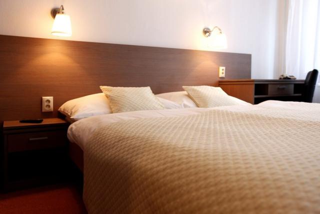 Hotel Máj, Piešťany