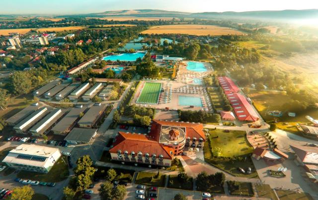 Wellness hotel Thermal, Šturovo