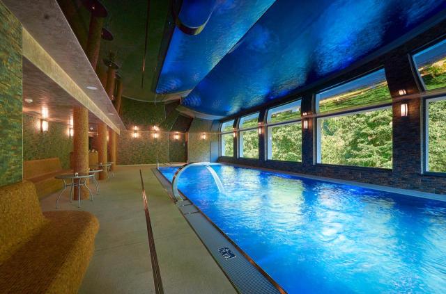 Green hotel Paradise