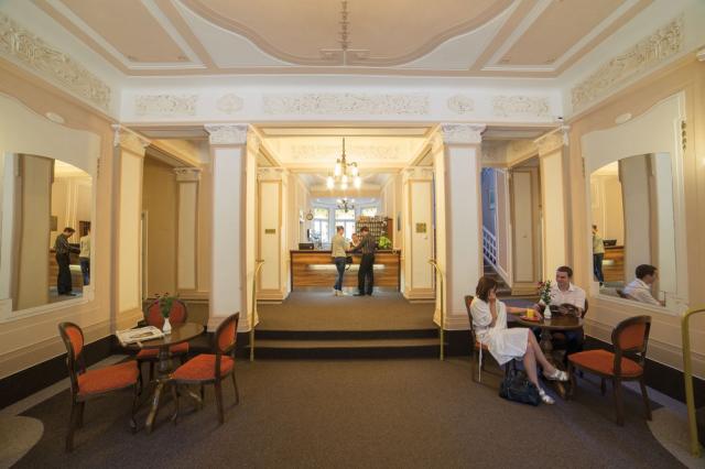 Hotel Dr. Adler