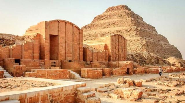 Sakkara, Gíza