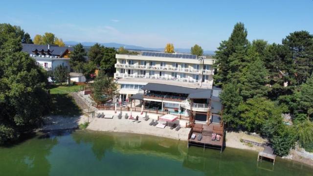 Hotel Zátoka