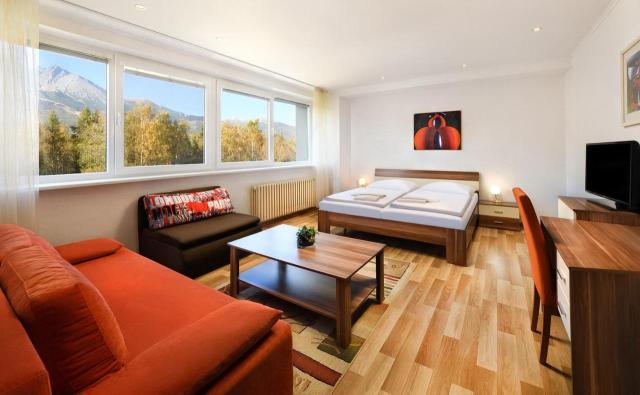 Hotel Academia, Stará Lesná