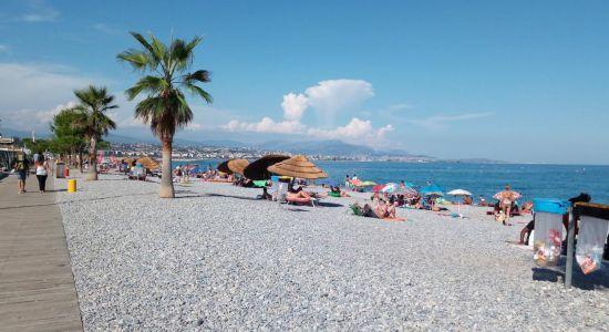 Antibes, pláž les Groules