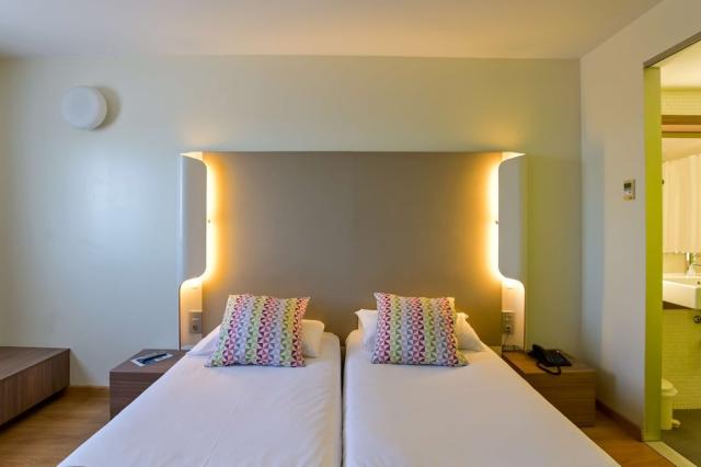 hotel campanile malaga - pokoj2
