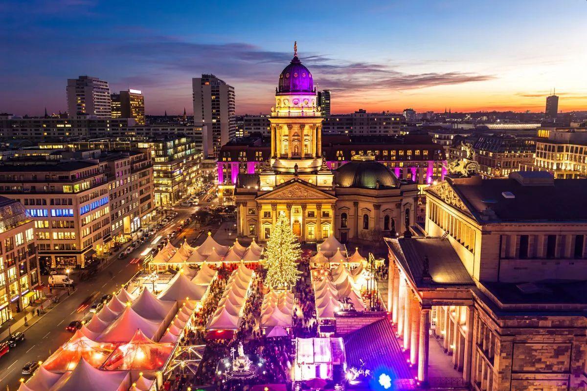 Předvánoční Berlín s průvodcem vlakem