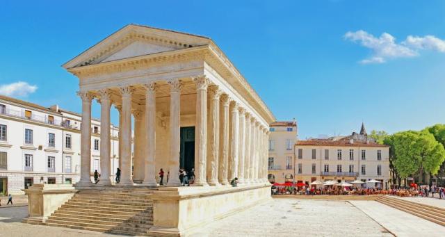 Nimes