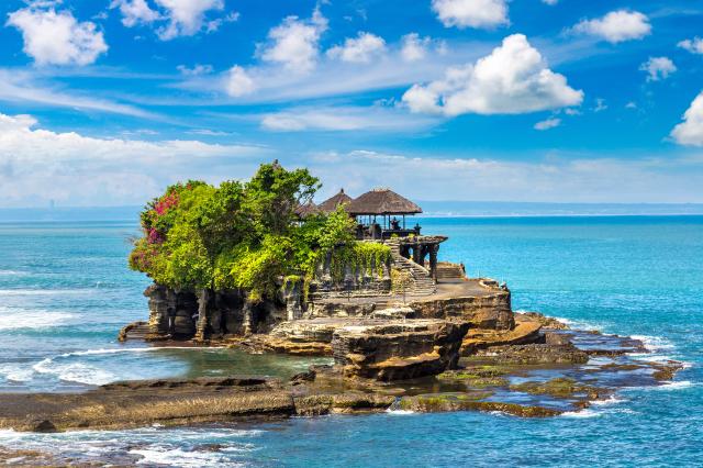 Bali - chrám Tanah Lot