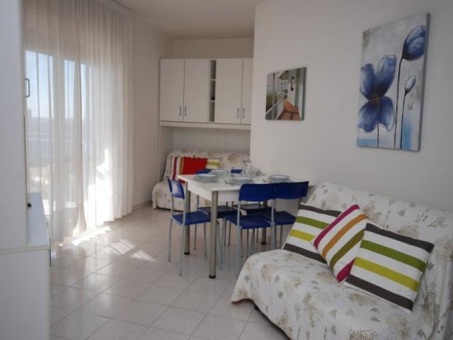 Condominio Bianco Nero