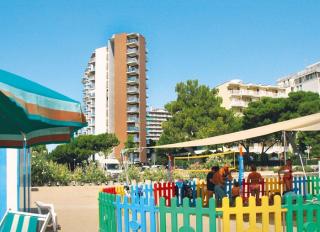 Condominio Bianco Nero