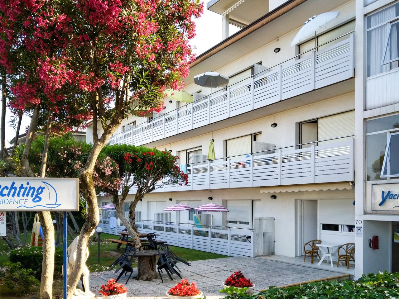Villa Yachting