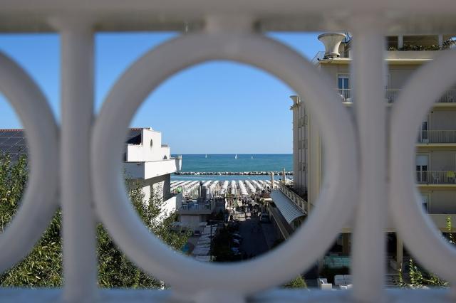 Des Bains