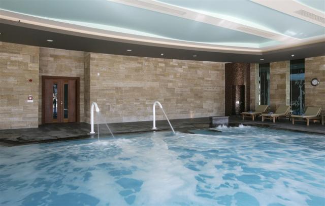 Print_Thalasso-pool.jpg
